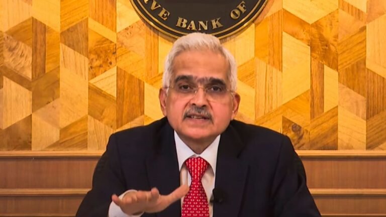 RBI hikes rate caps on diaspora's foreign currency deposits to attract flows 9 RBI hikes rate caps on diaspora's foreign currency deposits to attract flows