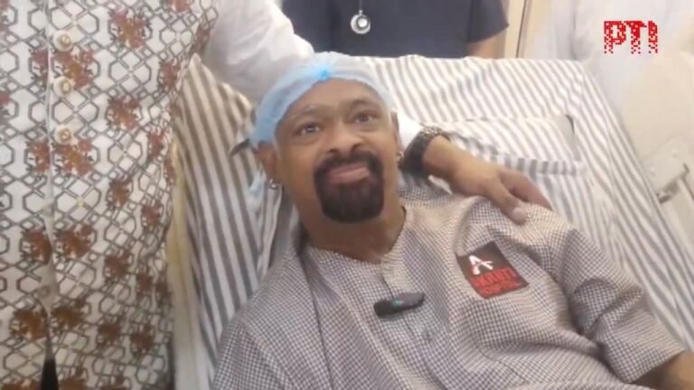 Vinod Kambli getting treatment to cure UTI; develops fever in hospital 4 Vinod Kambli getting treatment to cure UTI; develops fever in hospital