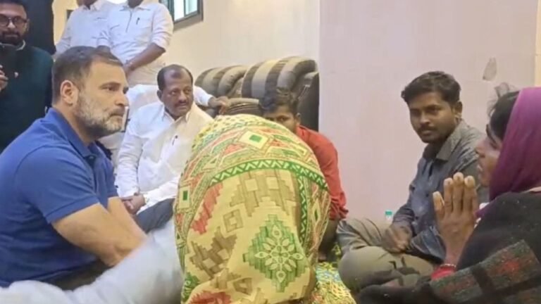 Rahul Gandhi meets kin of man who died in judicial custody after Parbhani violence 4 Rahul Gandhi meets kin of man who died in judicial custody after Parbhani violence