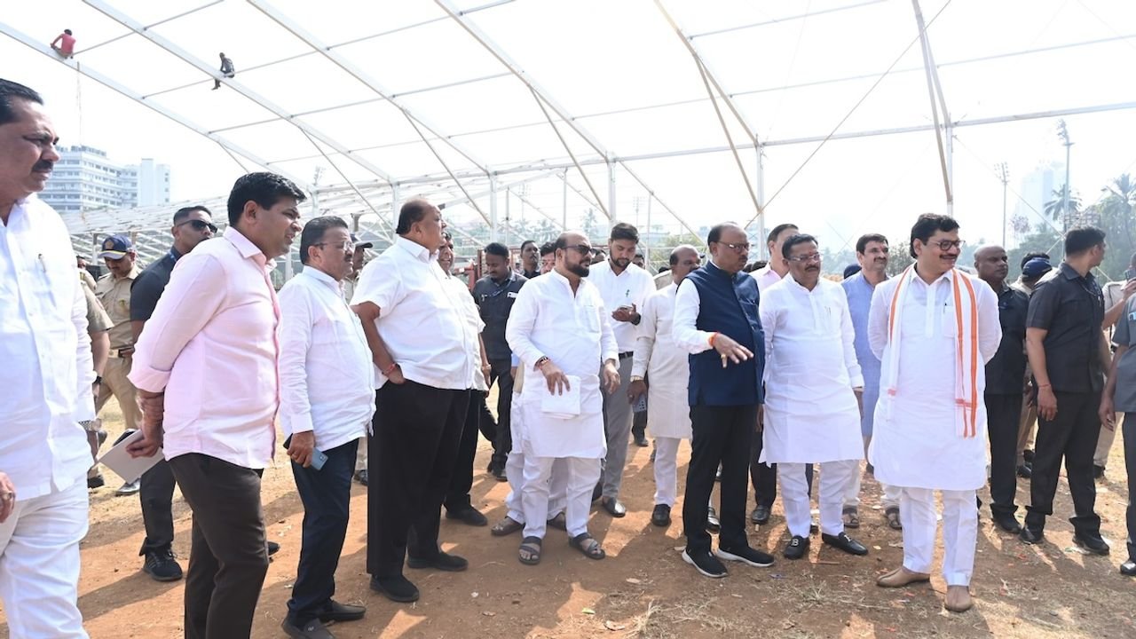 Preparations underway at Azad Maidan for swearing-in of new Maharashtra govt 1 Preparations underway at Azad Maidan for swearing-in of new Maharashtra govt