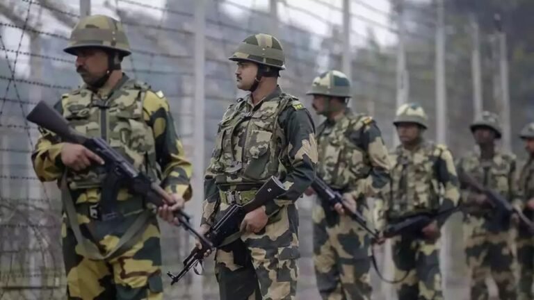 BSF deploys 2 more battalions in Jammu to check infiltration from Pakistan 1 BSF deploys 2 more battalions in Jammu to check infiltration from Pakistan