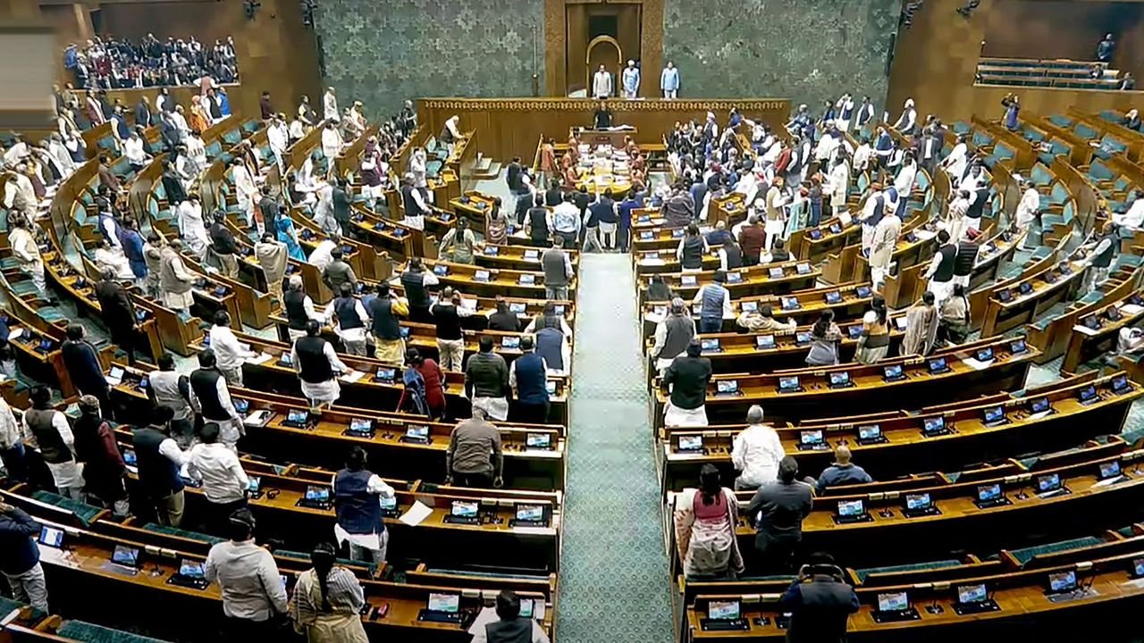 Winter session of Lok Sabha witness 57.87% productivity 1 Winter session of Lok Sabha witness 57.87% productivity