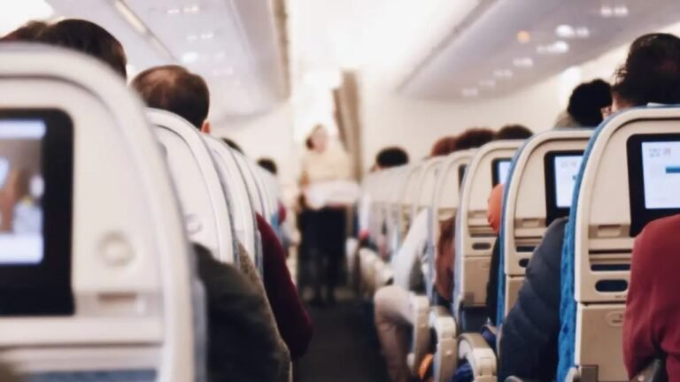 Air India extends wireless inflight entertainment service to single-aisle fleet 4 Air India extends wireless inflight entertainment service to single-aisle fleet