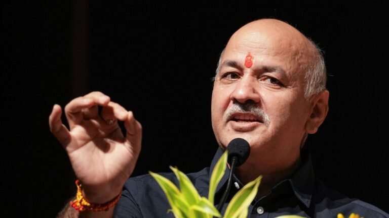 Excise policy case: Delhi HC asks ED to reply to Manish Sisodia's plea 11 Excise policy case: Delhi HC asks ED to reply to Manish Sisodia's plea