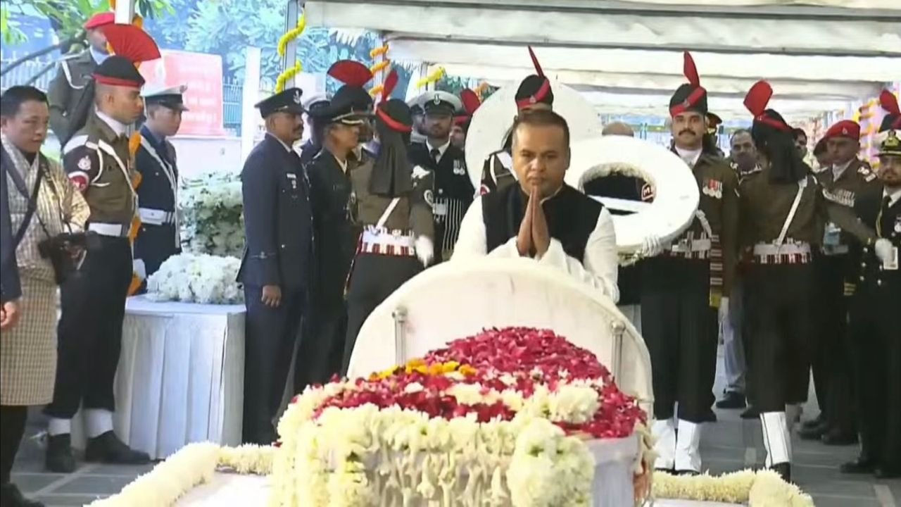 Mauritius announces flying flag half-mast as mark of respect to Manmohan Singh 1 Mauritius announces flying flag half-mast as mark of respect to Manmohan Singh