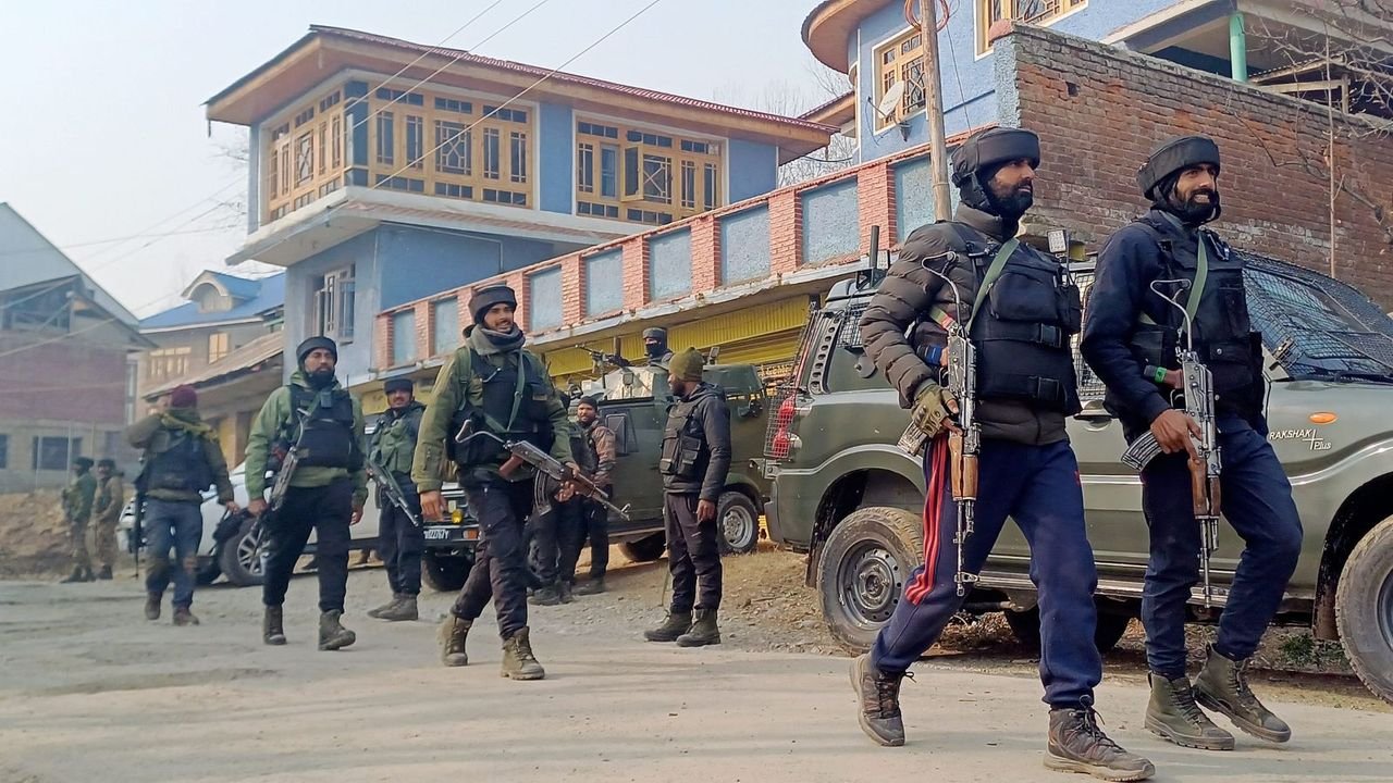 Kulgam encounter: 5 Hizbul Mujahideen terrorists killed, 2 security personnel injured