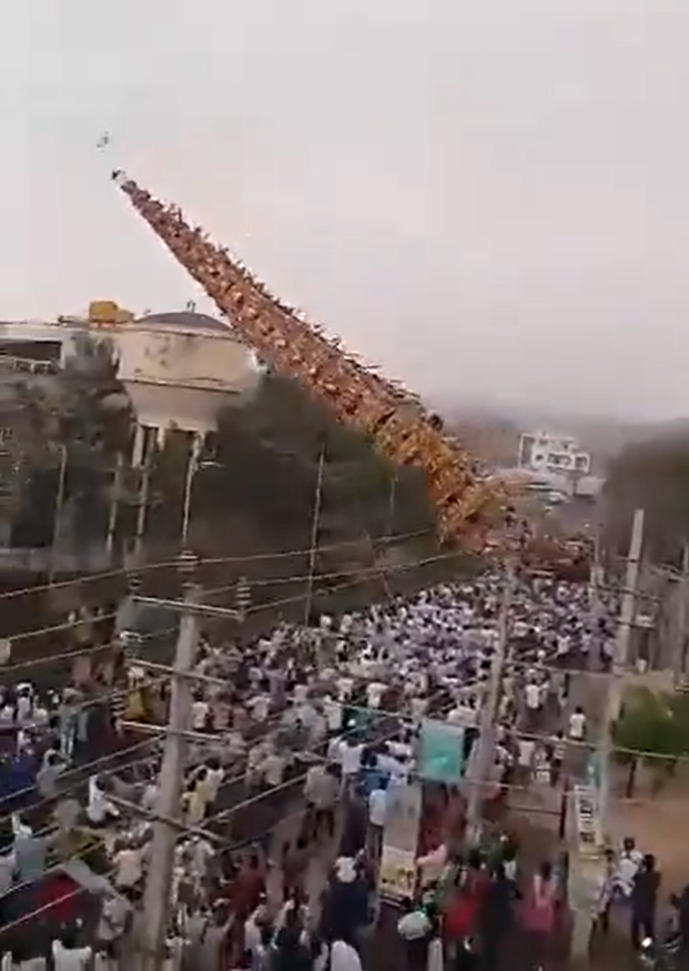 Man dead, many injured as chariot topples during Madduramma temple fair in Anekal
