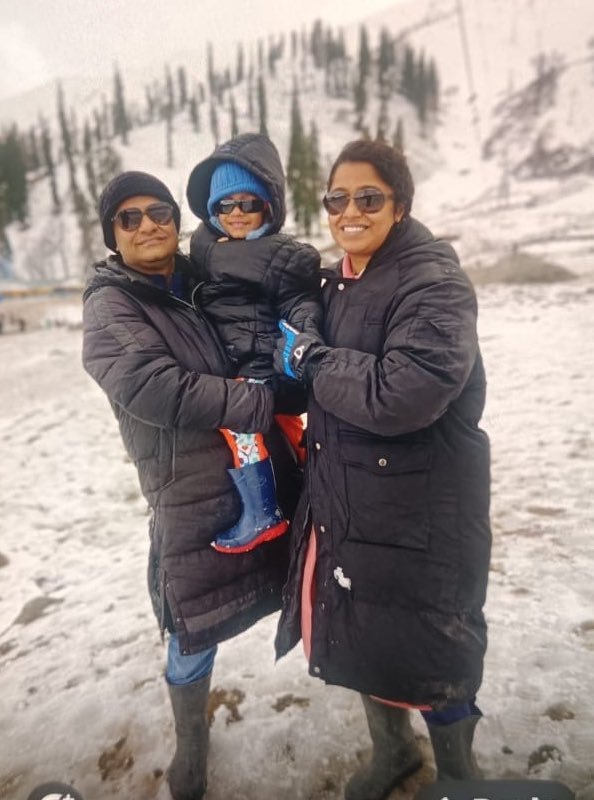 Terrorist Attack on Tourists in Kashmir's Pahalgam Claims Life of Bengaluru Resident Bharat Bhushan Bengaluru: The recent terrorist attack on tourists in Kashmir's Pahalgam has claimed the life of another Kannadiga, Bharat Bhushan. Along with Manjunath Rao from Shivamogga, Bharat Bhushan, a 41-year-old resident of Bengaluru, tragically lost his life in the attack.