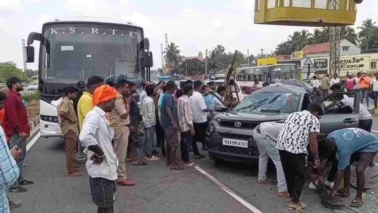 Bengaluru-Mysore Expressway Horror: Four Family Members Lose Lives in Bus Collision 1 Bengaluru-Mysore Expressway Horror: Four Family Members Lose Lives in Bus Collision