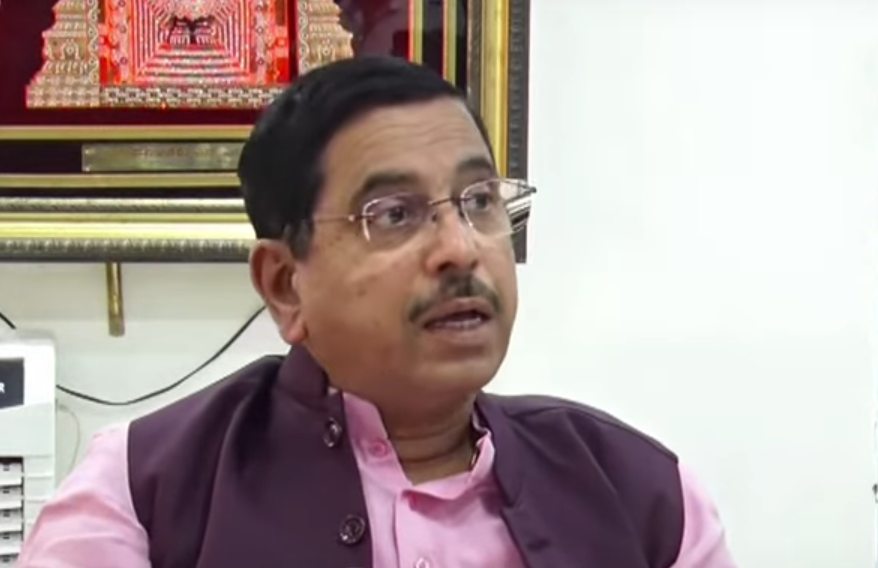 Show the 2019 Circular If It Exists: Pralhad Joshi Challenges CM on 15% Housing Allocation for Muslims 1 Show the 2019 Circular If It Exists: Pralhad Joshi Challenges CM on 15% Housing Allocation for Muslims