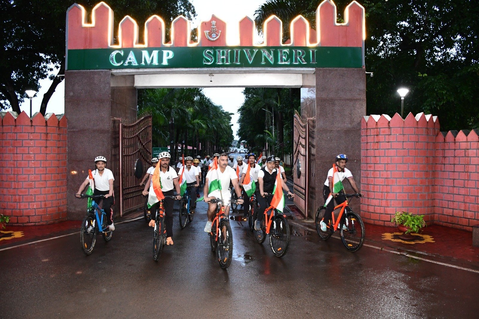 MARATHA LIRC Marks 79th Independence Day with ‘Tiranga’ Cycle Rally, Run, and Yatra in Belagavi