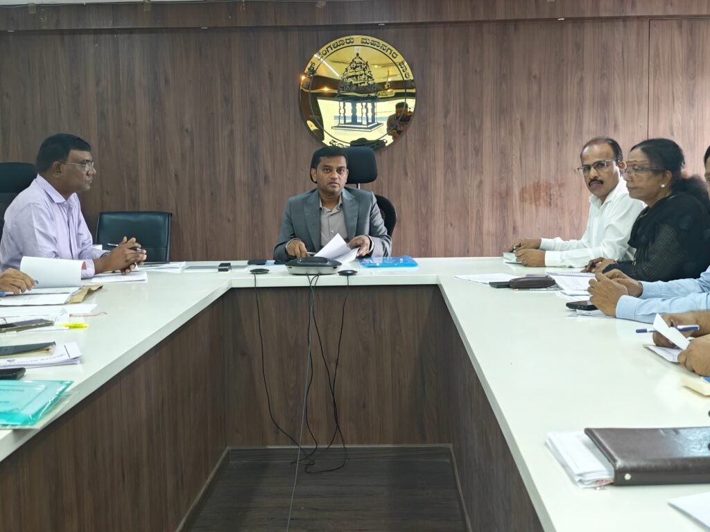 Bengaluru Central City Corporation Commissioner Rajendra Cholan Orders Pothole-Free Roads, Black Spot Removal, and Encroachment-Free Footpaths 2 Bengaluru Central City Corporation Commissioner Rajendra Cholan Orders Pothole-Free Roads, Black Spot Removal, and Encroachment-Free Footpaths