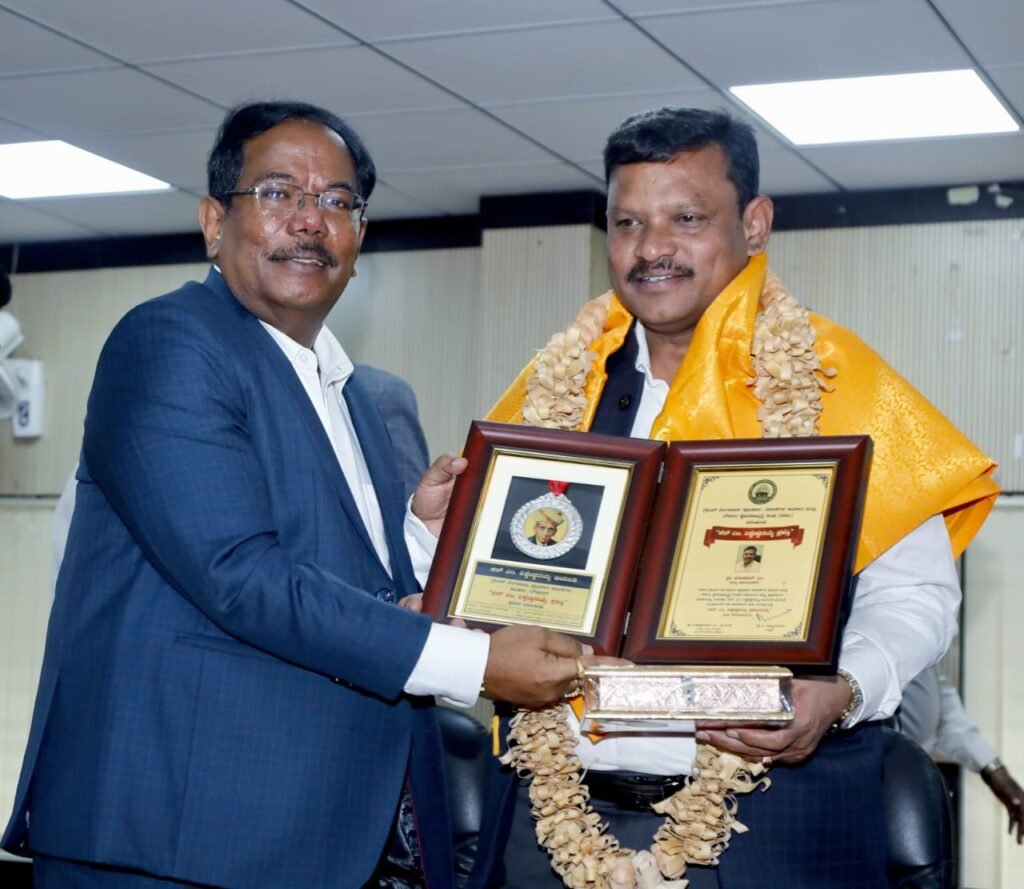 Engineers’ Day 2025: Maheshwar Rao Says Integrity Brings Recognition, Sir M. Vishveshvaraiah Awards Presented in Bengaluru