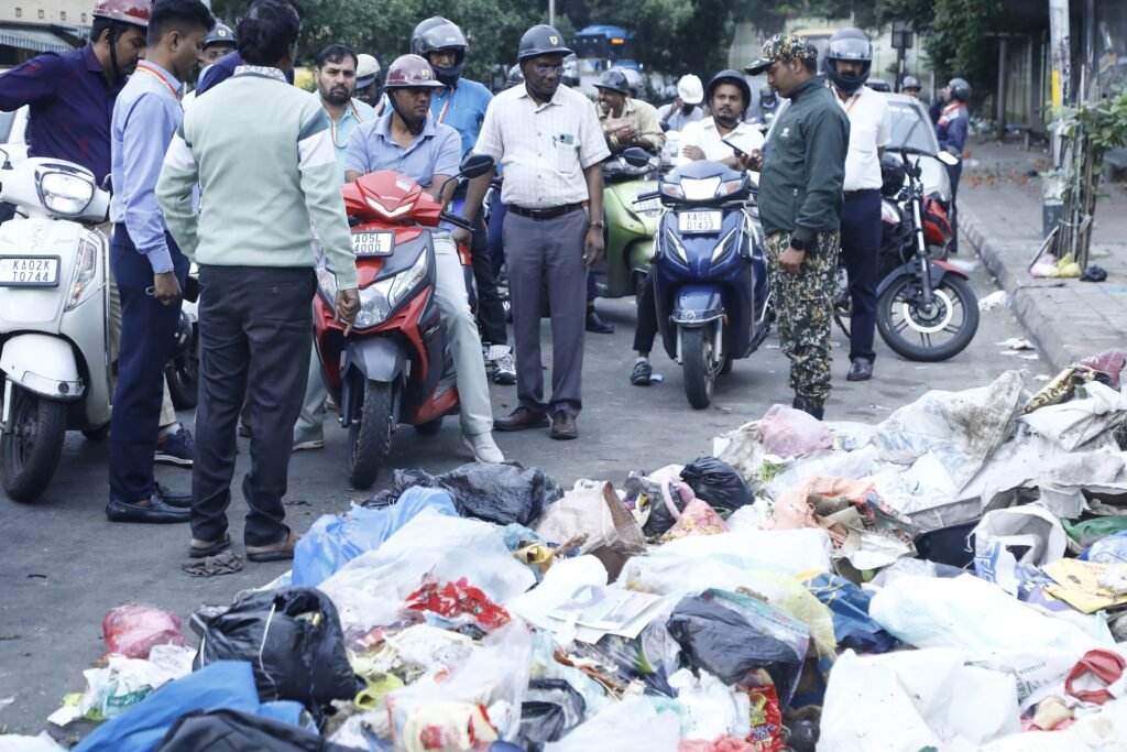 Bengaluru Central Corporations Commissioner Rajendra Cholan Inspects Roads on Two-Wheeler, Draws Flak for Wearing Non-ISI Helmet 2 Bengaluru Central Corporations Commissioner Rajendra Cholan Inspects Roads on Two-Wheeler, Draws Flak for Wearing Non-ISI Helmet