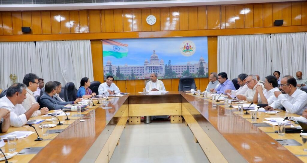 Temporary Break for Karnataka Survey Till October 23; Work to Resume and Conclude by October 31 — Decision Taken in CM Siddaramaiah’s Review Meeting 2 Temporary Break for Karnataka Survey Till October 23; Work to Resume and Conclude by October 31 — Decision Taken in CM Siddaramaiah’s Review Meeting