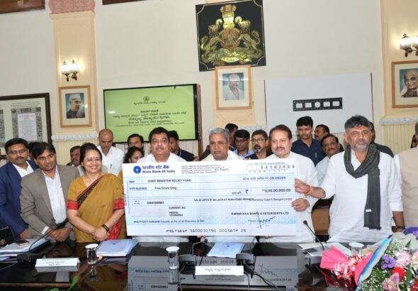 KSDL Hands Over Record ₹135 Crore Dividend to Karnataka Government, Registers ₹451 Crore Profit in FY 2024-25
