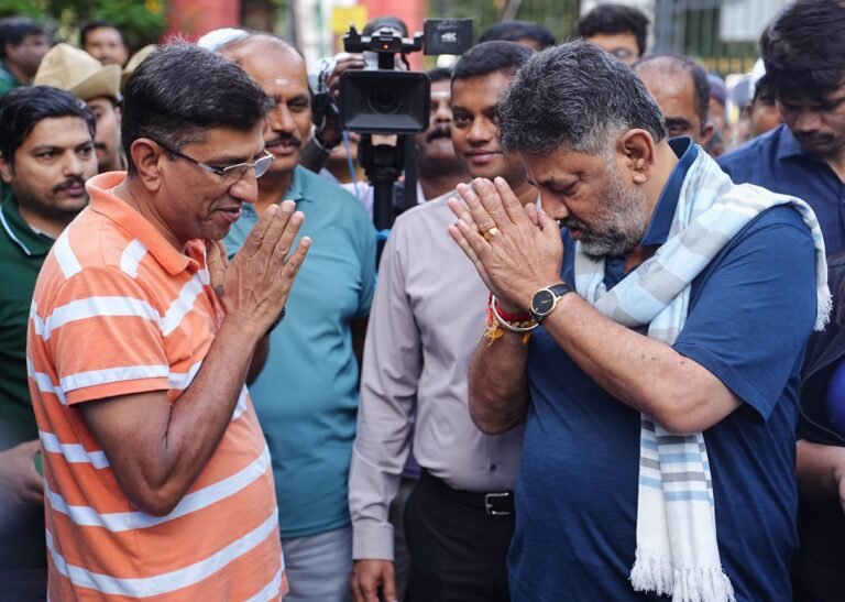 Kumaraswamy Is an Empty Trunk,’ Says D.K. Shivakumar — Thanks Educated Citizens for Supporting ‘A Khata Conversion’ Initiative 3 IMG-20251026-WA0063