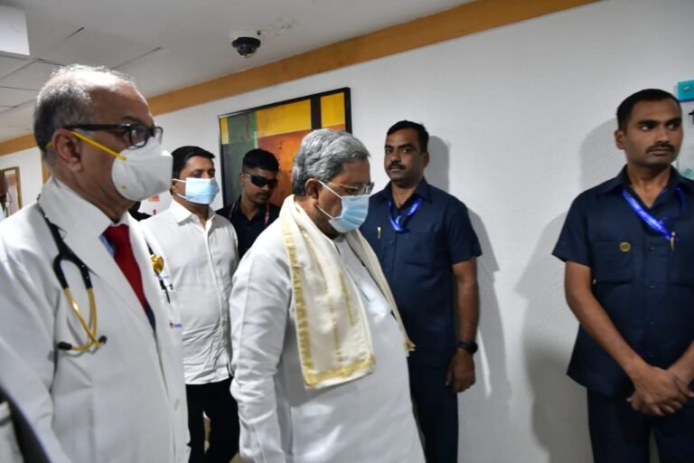 Karnataka Governor Thaawarchand Gehlot Hospitalized with Fever and Back Pain, CM Siddaramaiah Visits Manipal Hospital 4 Karnataka Governor Thaawarchand Gehlot Hospitalized with Fever and Back Pain, CM Siddaramaiah Visits Manipal Hospital