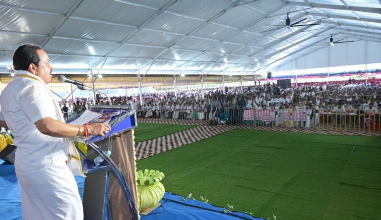 Puttur MLA Ashok Kumar Rai Apologises After Stampede Scare at Diwali Gift Distribution Event, Says Unprecedented Crowd Led to Chaos 10 Puttur MLA Ashok Kumar Rai Apologises After Stampede Scare at Diwali Gift Distribution Event, Says Unprecedented Crowd Led to Chaos