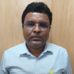 Energy Minister’s OSD Jyothi Prakash Caught Red-Handed by Lokayukta While Accepting ₹1 Lakh Bribe for NOC Clearance