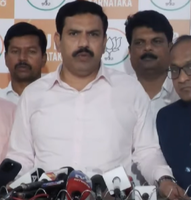Priyank Kharge’s Letter to Ban RSS Sparks BJP Outrage — Pralhad Joshi and Vijayendra Slam Congress, Call It “Political Desperation” 2 Priyank Kharge’s Letter to Ban RSS Sparks BJP Outrage — Pralhad Joshi and Vijayendra Slam Congress, Call It “Political Desperation”