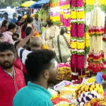 Bengaluru Dazzles in Diwali Spirit — Shoppers Crowd Markets Across the City for Flowers, Décor, and Festive Essentials