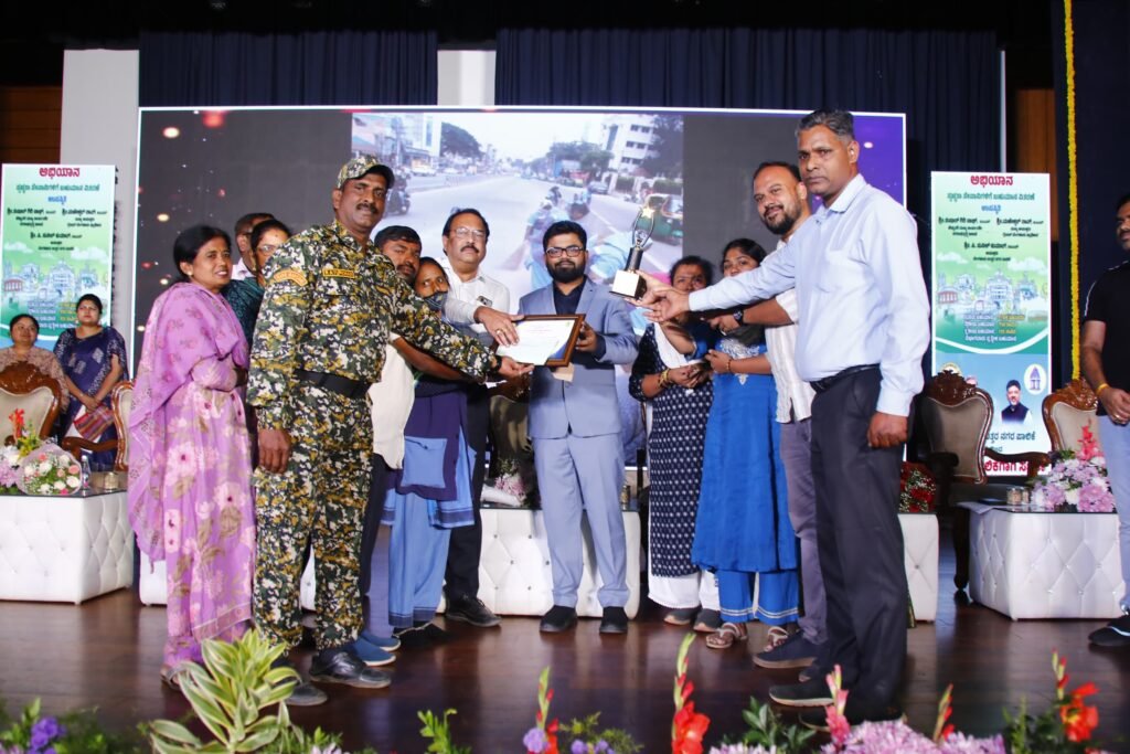 North Bengaluru Collects 599 Tons of Waste in Mega Cleanliness Drive — Sarvagnanagar Bags ₹1 Lakh Top Prize for Clean City Efforts 5 North Bengaluru Collects 599 Tons of Waste in Mega Cleanliness Drive — Sarvagnanagar Bags ₹1 Lakh Top Prize for Clean City Efforts