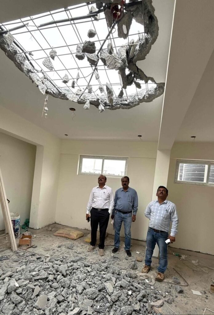 Hoodi Crackdown: Bengaluru East City Corporation Begins Demolition of Unauthorized Floors Built Against Approved Building Plans