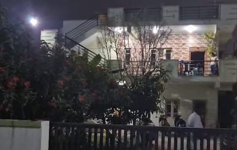 Couple Duped in Invitation Card Ruse: Woman Tied Up and Robbed of 200 Grams Gold in Anekal