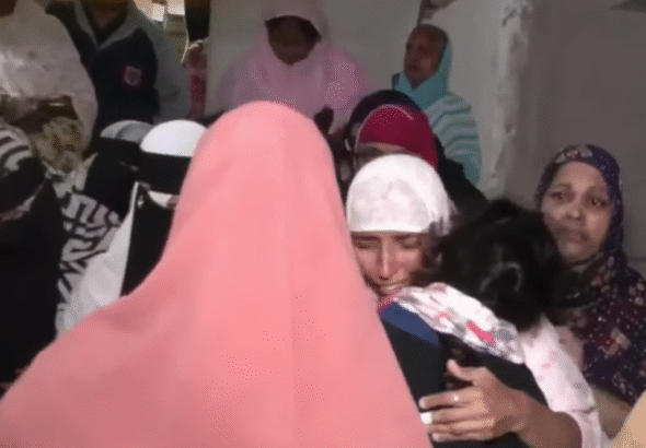 Belagavi Horror: Three Young Men Found Dead, One Critical — Smoke, Mosquito Coils Suspected in Azad Nagar Mystery Deaths