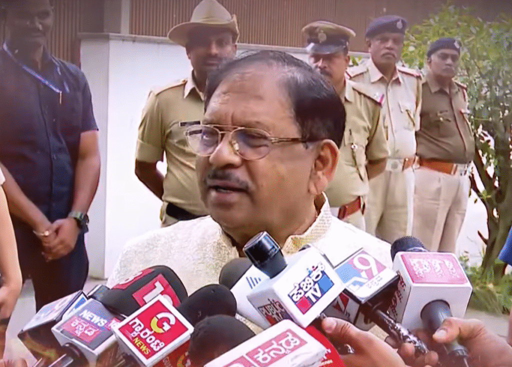 Congress Leadership Crisis Deepens: Kharge Struggles to Mediate as Siddaramaiah–DKS Factions Escalate Power Battle 3 Parameshwara Drops a Bombshell: ‘I am Also in the CM Race’