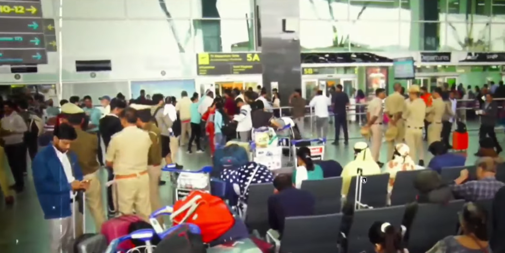 Indigo Flight Crisis: Thousands Stranded, Medical Emergencies, Missed Weddings — Passengers Warn “This Has Never Happened in India’s Aviation History 3 Indigo Flight Crisis: Thousands Stranded, Medical Emergencies, Missed Weddings — Passengers Warn “This Has Never Happened in India’s Aviation History