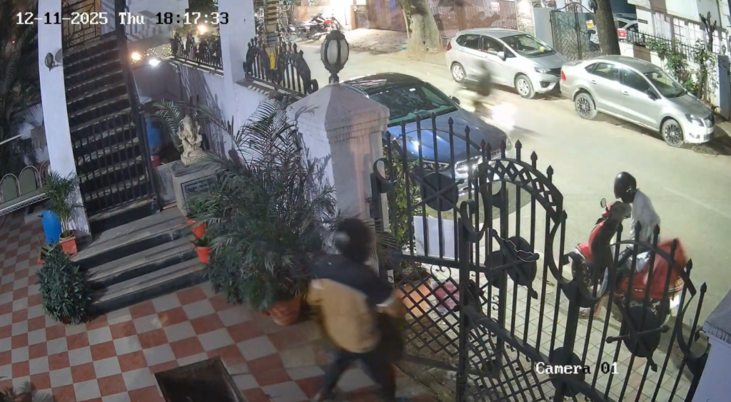 Grammy Winner Ricky Kej Alleges Delivery Rider Trespassed Into His Bengaluru Home; Zomato Launches Probe After CCTV Evidence Surfaces 3 Grammy Winner Ricky Kej Alleges Delivery Rider Trespassed Into His Bengaluru Home; Zomato Launches Probe After CCTV Evidence Surfaces