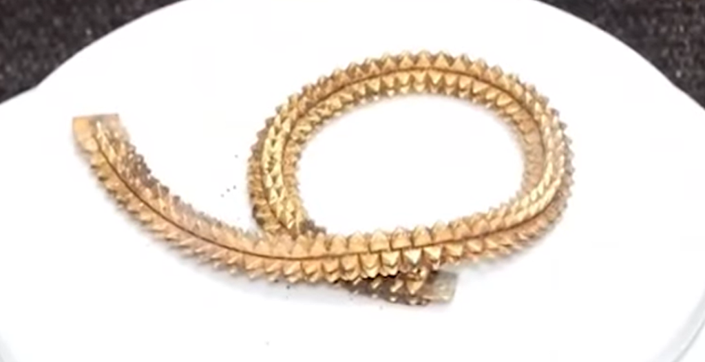 Gold Treasure Unearthed While Digging Foundation for New House in Lakkundi, Gadag 3 Gold Treasure Unearthed While Digging Foundation for New House in Lakkundi, Gadag