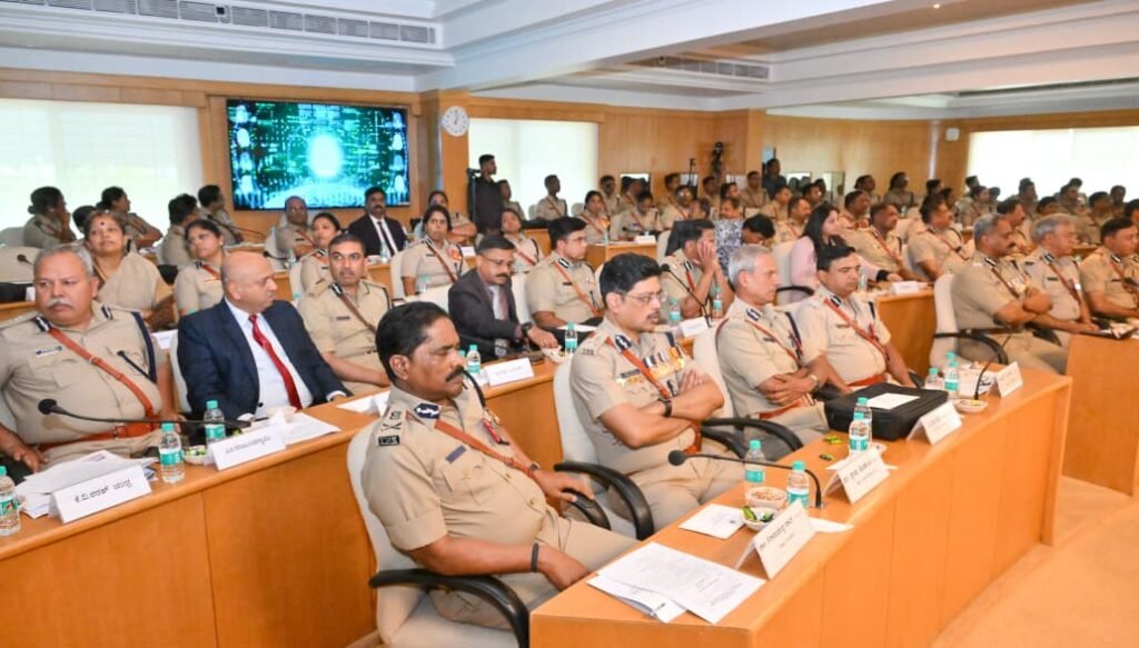 ‘You Failed on the Ground’: Siddaramaiah’s Stern Warning to Police Over Ballari Clash, Drugs Menace 2 ‘You Failed on the Ground’: Siddaramaiah’s Stern Warning to Police Over Ballari Clash, Drugs Menace