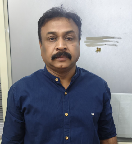 Bengaluru Road Rage Horror: Man Dragged 1.5 KM on Car Bonnet at Trinity Circle car Driver Suresh