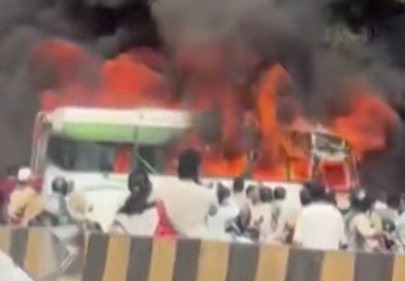 Private Bus Completely Gutted in Fire Near Chandra Layout BMTC Depot; No Casualties Reported